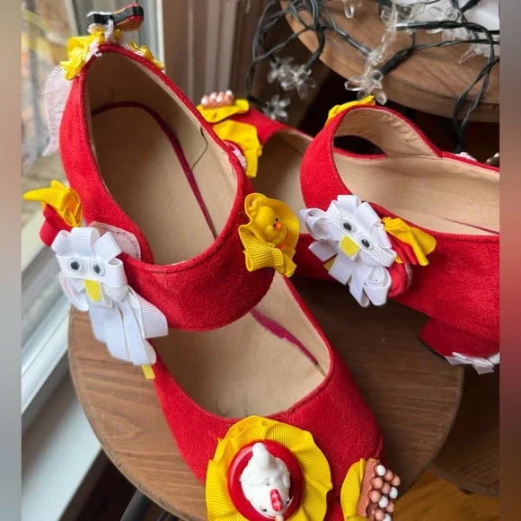 Custom/Handmade Whimsical Red, Yellow, and white Chicken Themed Mary Jane Pump - Picture 7 of 12